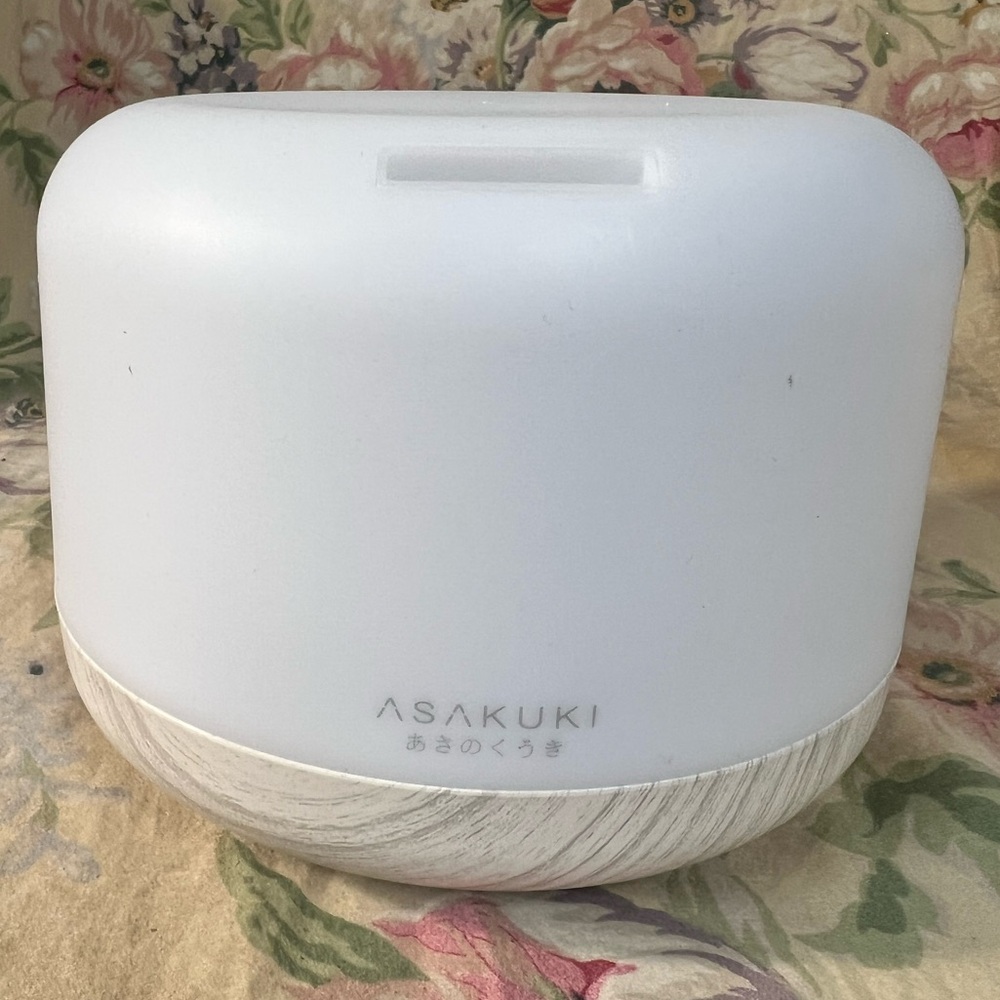 White Aroma Diffuser - Picture 11 of 12